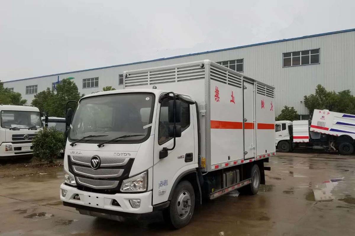 歐馬可4.1米(藍(lán)牌)氣體廂式運(yùn)輸車(chē)
